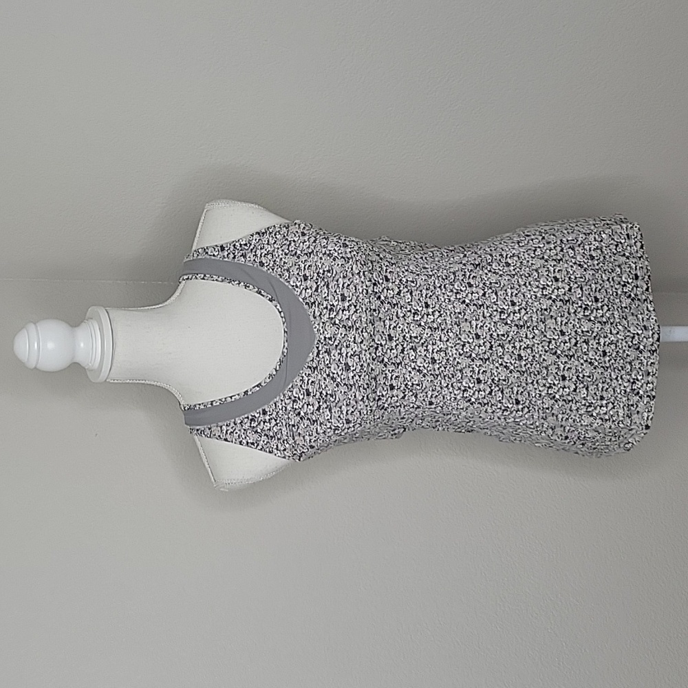 Lululemon Tone It Tank Petite Fleur Silver Spoon Ambient Gray